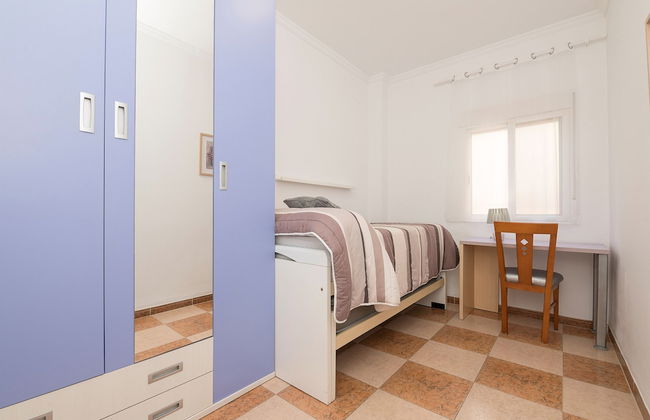 Velbar in Cadiz With 3 Bedrooms and 1 Bathrooms - Foto 17
