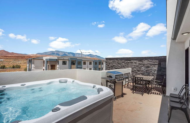 Vintage Desert 5 BDR w/ Resort Amenities - Foto 63