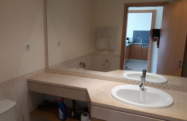 Remarkable 1-bed Apartment in Olhos de Água - Photo 7