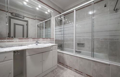 Luxury Apart wStunning Sea Views, Walk Beach - Foto 18