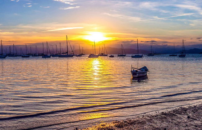 Ônibus turístico por Florianópolis ao entardecer - Foto 4