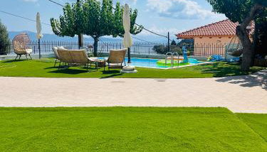 SESI Luxury Suites Seaside & Private Pool - Foto 5, Garden, sunbed