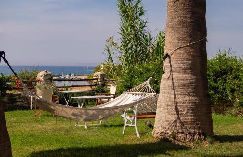 Nikoleta's Studios - Photo 2