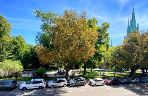 Quiet & Park View - Ulm Mitte - Foto 2