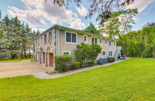 Hudson River Views Briarcliff Manor Home with Deck - Foto 45