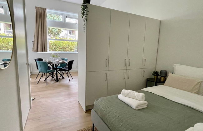 Serviced Studio Apartments in Utrecht - Photo 5