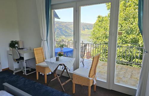 Little Rhine View Château - EG Apartment - Foto 13