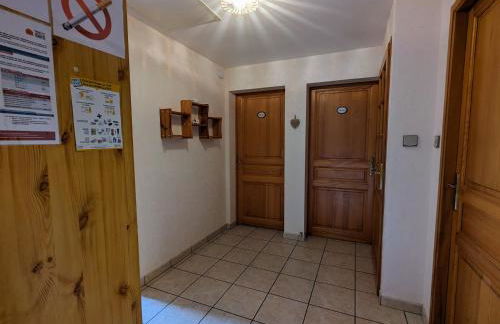 Appartement Confortable avec Accès Facile, Proche Ski et Randonnée - FR-1-589-137 - Foto 11