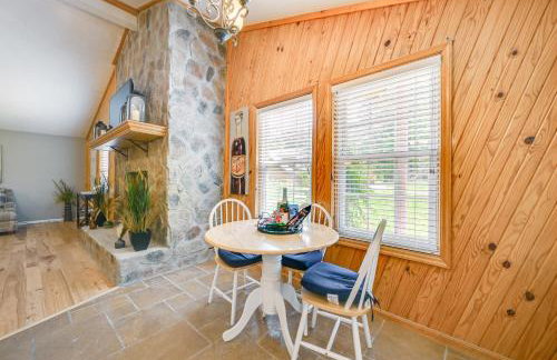 Access to Rough River Lake! Family Home with Deck - Foto 11