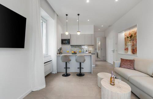 Adam and Cupid - Foto 40