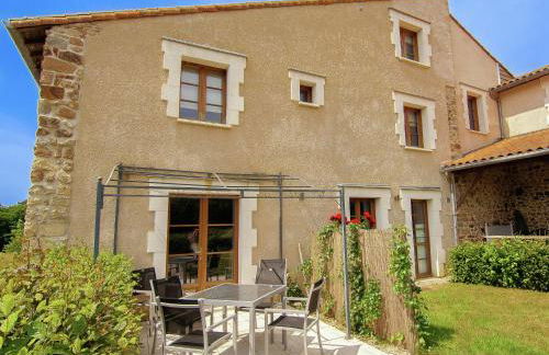 Cottage in France with Private Terrace - Foto 6