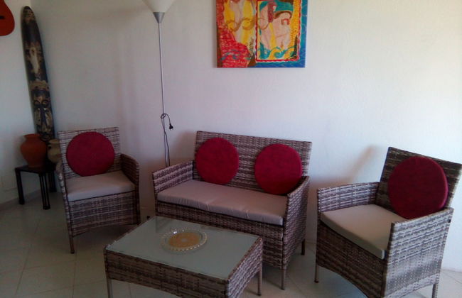 Rose Garden, Super Cheap Holiday Home in the Southernmost tip of Sardinia - Foto 3