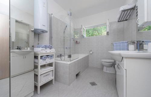 Villa Maslenica - Photo 16