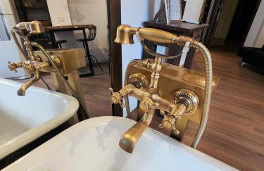 O Refúgio 202 Loft Exclusivo com Banheira Vitoriana em Gramado - Foto 8