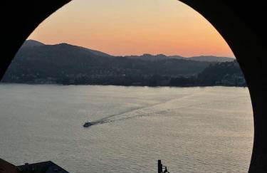 Romantic Room AL RIFUGIO DEI SOGNI terrazza con vista lago mozzafiato - Foto 20