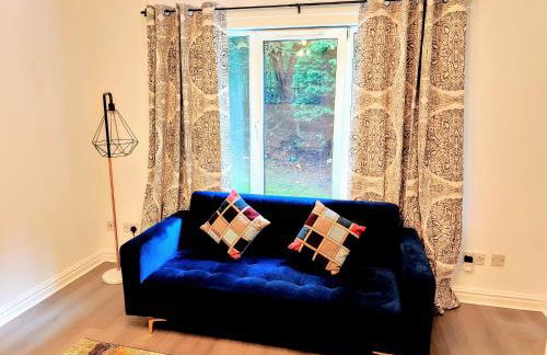 La Casita, Quarry - 2 bedroom Entire Apartment with Free Parking - Foto 6