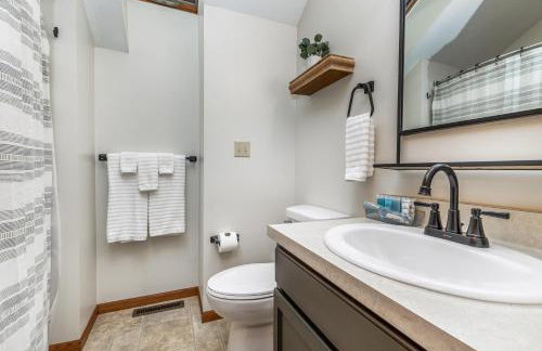 Cozy at Creekwood Getaway - Foto 6