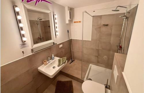 Gemütlich 5, Netflix und Kaffee frei, Parken vor der Tür - Foto 2