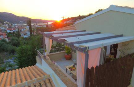 The Cassius Hill House - Photo 7