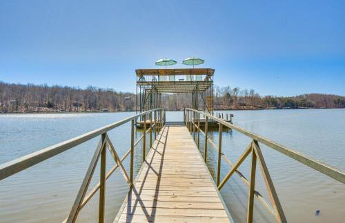 Lake Hartwell Retreat with 2-Tier Dock and Boat Slip! - Foto 1