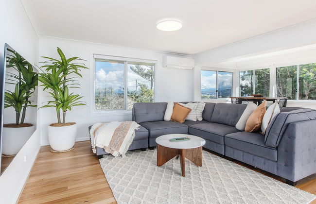 4 Bedroom Kingscliff Holiday Home - Photo 1