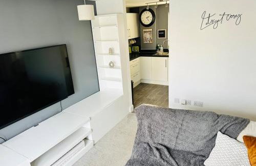 Stylish Marina Apartment with Stunning Views - Foto 29