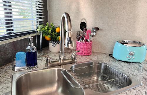 RV Camper Paradise on the Wheels Near Clearwater Beaches - Foto 31