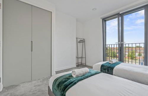 Luxury 3 bedroom with 2 bath at Plaistow opposite of station - Foto 23