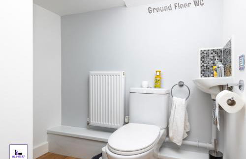 Greenwood by Alt-Stay - 4 Bed 2 Bath Home - Parking, WiFi & Smart TV In All Bedrooms - Contractors & Relocations - Weekly & Monthly Rates - Foto 29