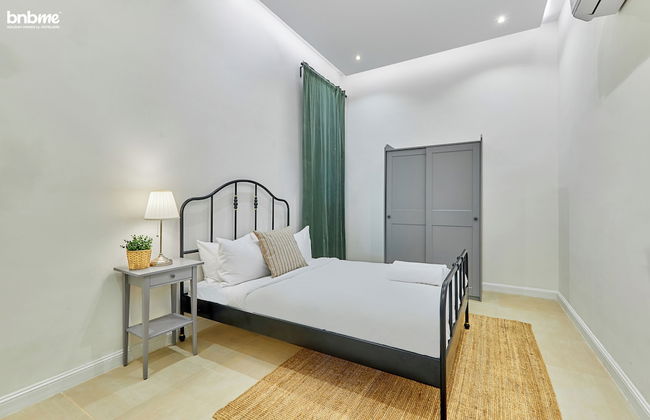 bnbmehomes-3B with Pvt Rooftop Bliss-A14 - Photo 5