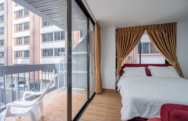 PSJ Penthouse - Photo 4