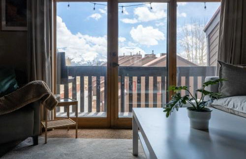 SKI IN, WALK OUT! The perfect mountain retreat! - Foto 3