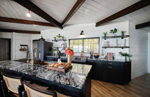 TreeTops of Lake Michigan Beach Front and Spa Family Home - Foto 23