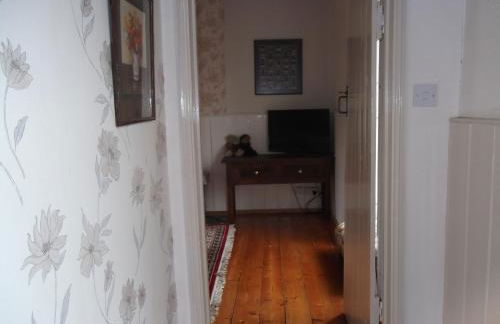 Manor House Annex - Sleeps up to 6 People - Photo 25