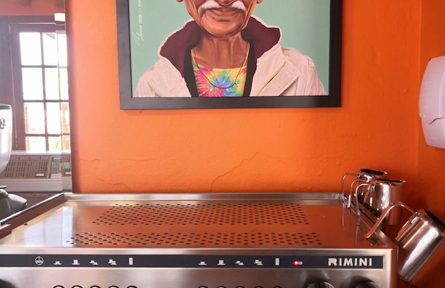 Castillo Beach Club Apartments - Photo 32