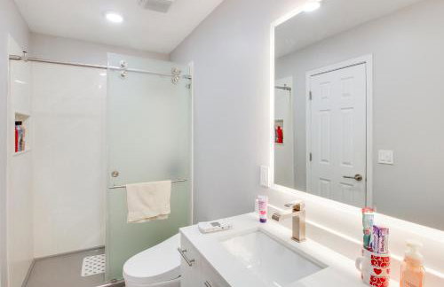 2 Mi to KU Campus Group Getaway with Patio and Garden - Photo 17