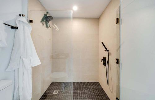 Sky Corner Residence- Pool Parking Amenities - Foto 21