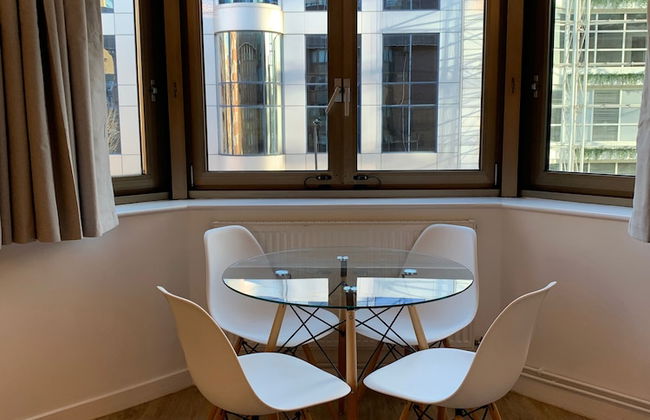 Marlyn Lodge - City of London - Photo 8