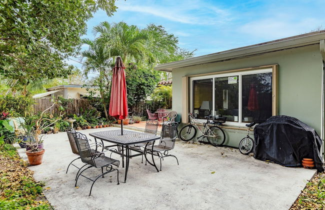 Uhost AI Quaint 1BR w Patio Kitchenette - Photo 16