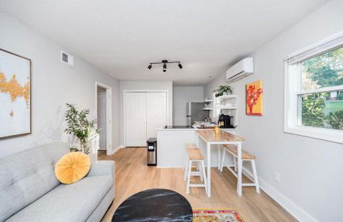 Hot Tub Fire Pit 4BR Oasis - Foto 12