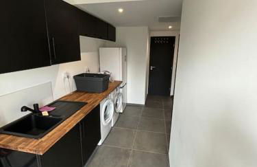 Maison contemporaine avec vue mer, piscine intérieure, classée 5 étoiles - Photo 19