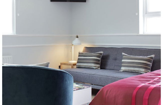 Hugh Oneill Ambassador Suite - Photo 23