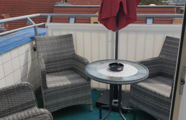 Dachgeschoss Apartment mit Ausblick - Foto 9