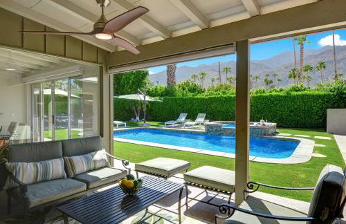 Ultra-Luxury- Resort Style Private Compound-Close to Everything- 3BD/2.5BA - Foto 11