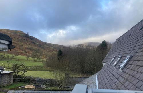 Tyn-Y-Berth Sleeps 27 luxury group accommodation - Photo 36