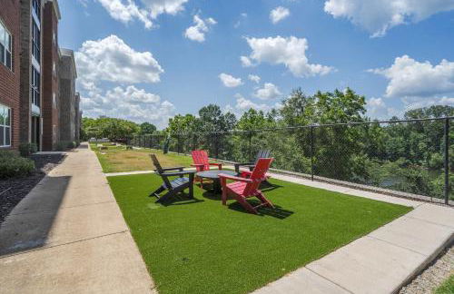 Fourth & River - Top-Floor condo with River Views - 3 King Suites - Foto 31