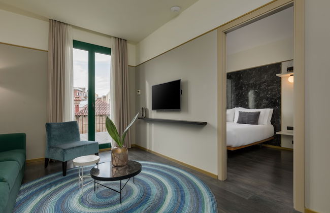 Be Mate Paseo de Gracia - Photo 40