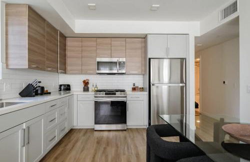 Balcony View and King Beds Walk to Golden 1 Center - Foto 71