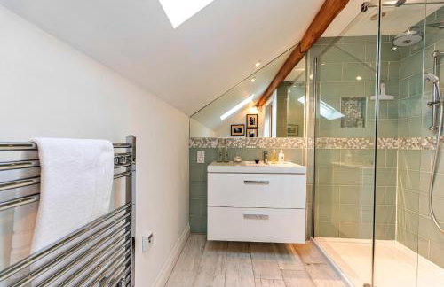 Finest Retreats - The Coach House at Tybroughton - Photo 35