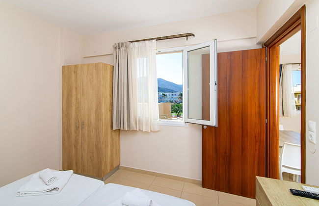 Theo Star Beach Hotel - Photo 74